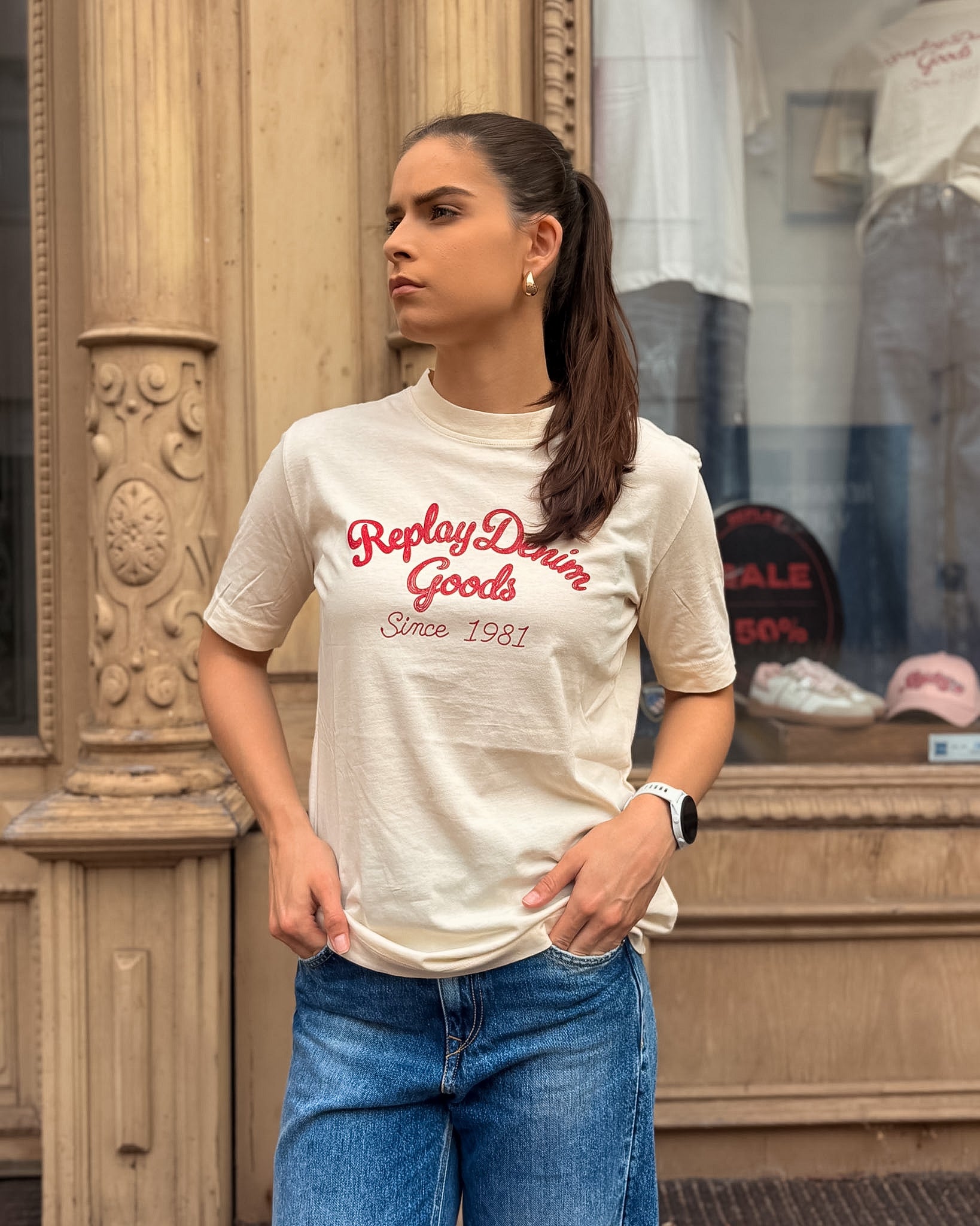 DÁMSKÉ TRIČKO REPLAY S POTISKEM "DENIM GOODS" - W002H .000.00L00G