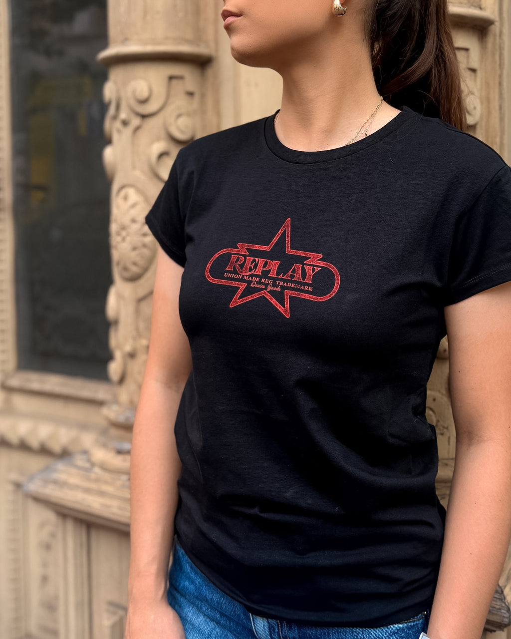 DAMEN T-SHIRT REPLAY MIT KURZEM ARM UND RETRO-PRINT