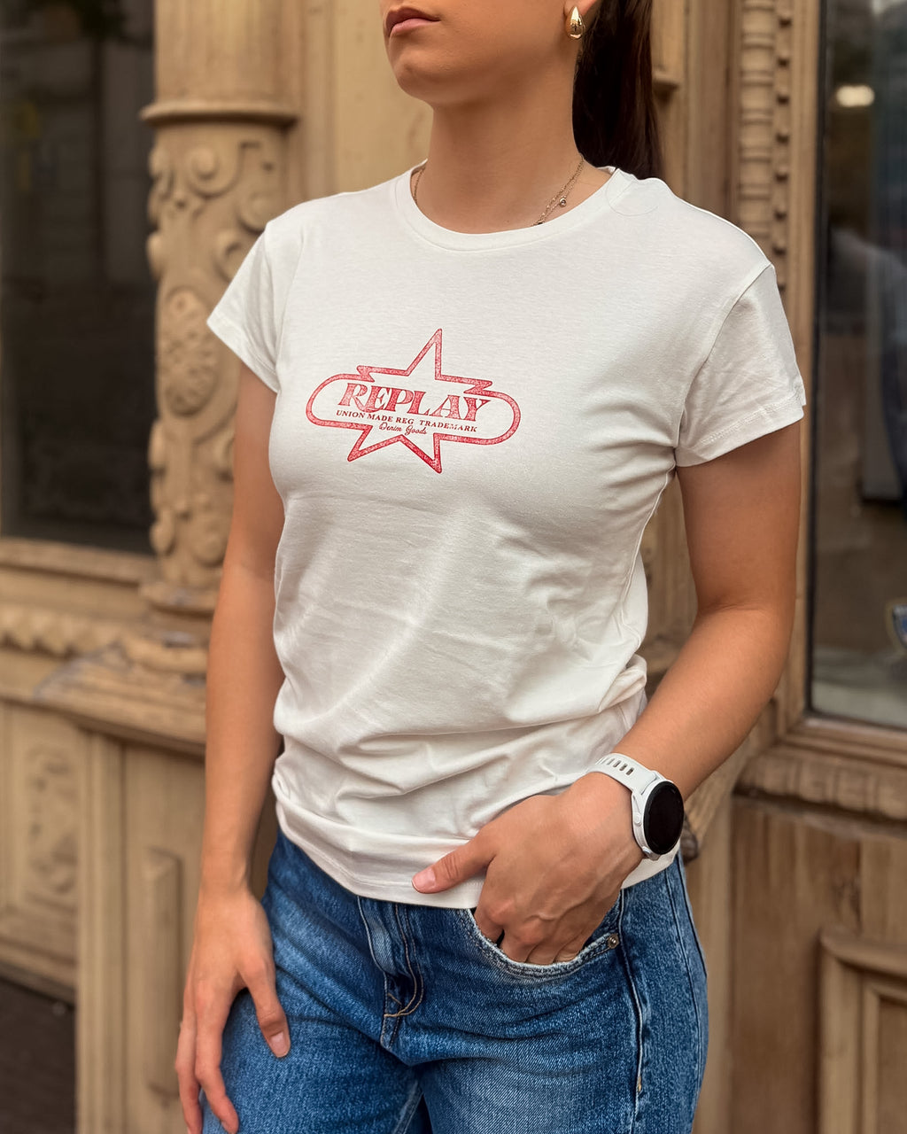 DAMEN T-SHIRT REPLAY MIT KURZEM ARM UND RETRO-PRINT