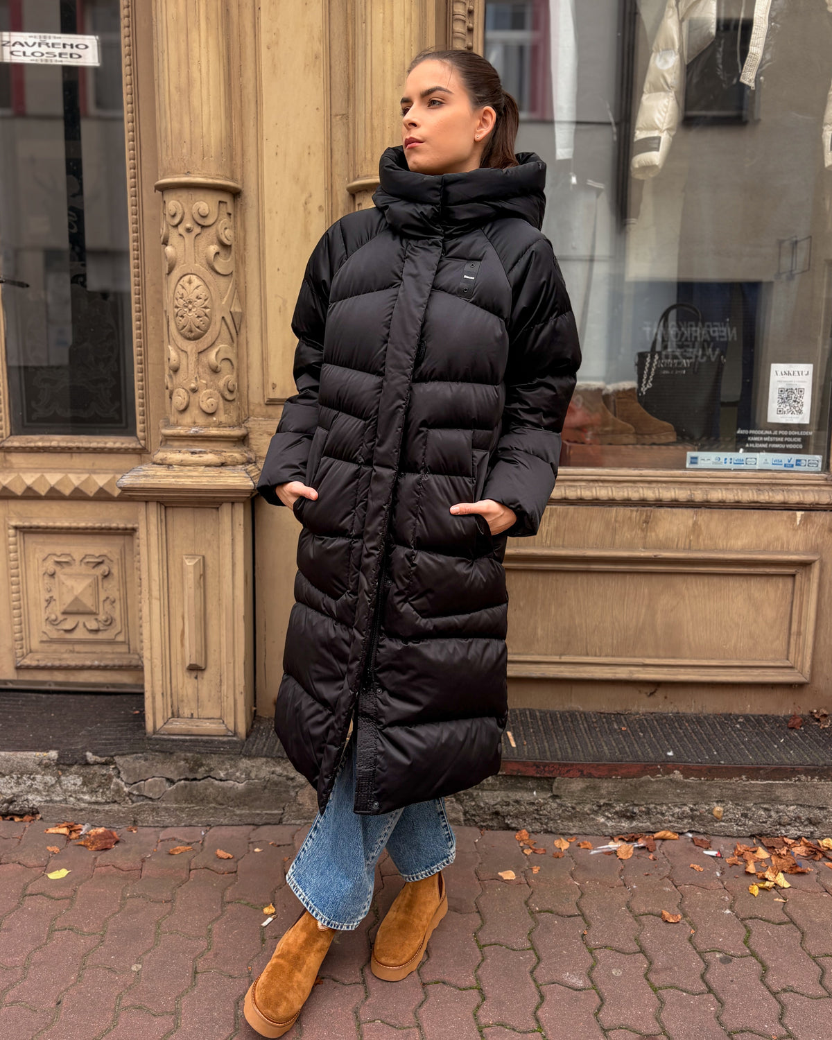 DÁMSKÁ PÉŘOVÁ BUNDA BLAUER SATIN DOWN KINSALE