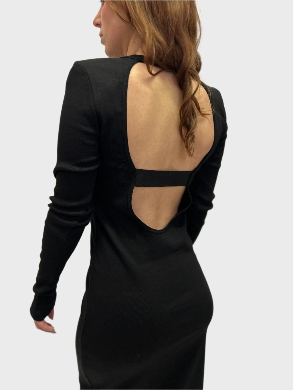 REPLAY ŽEBROVANÉ MIDI ŠATY SLIM-FIT STŘIHU