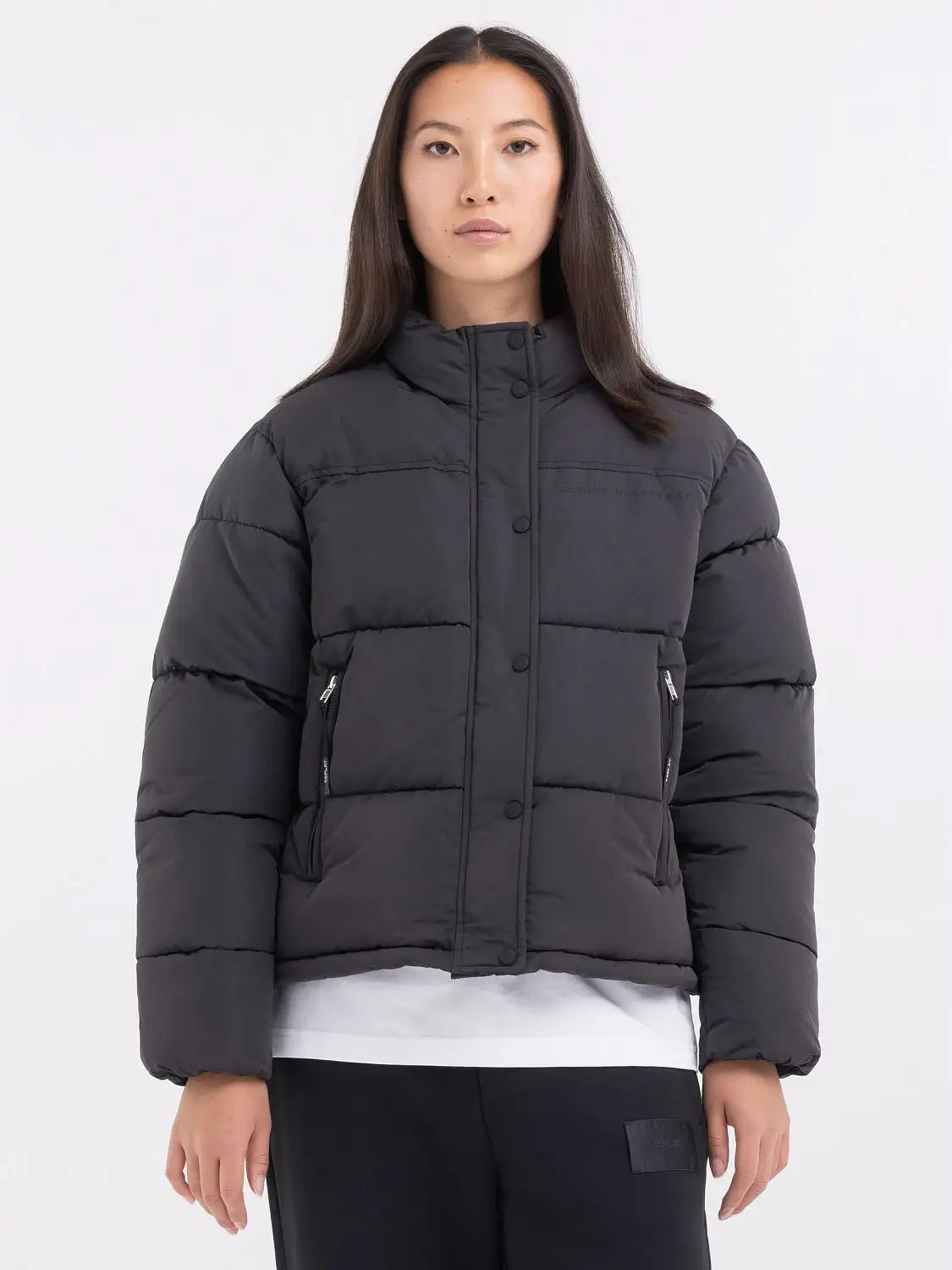 REPLAY DÁMSKÁ KRÁTKÁ PROŠÍVANÁ BUNDA BOXER STŘIHU