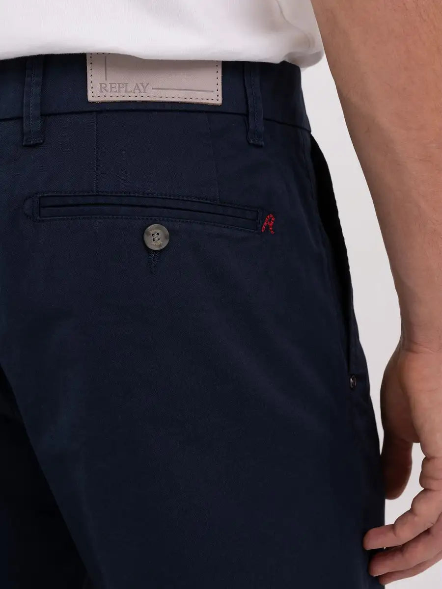 MEN'S REPLAY CHINO SHORTS IN STRETCH GABARDINE