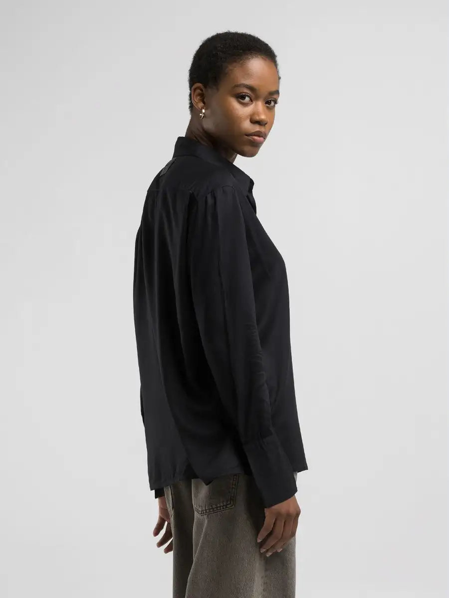 REPLAY DÁMSKÁ JEDNOBAREVNÁ KOŠILE POHODLNÉHO STŘIHU