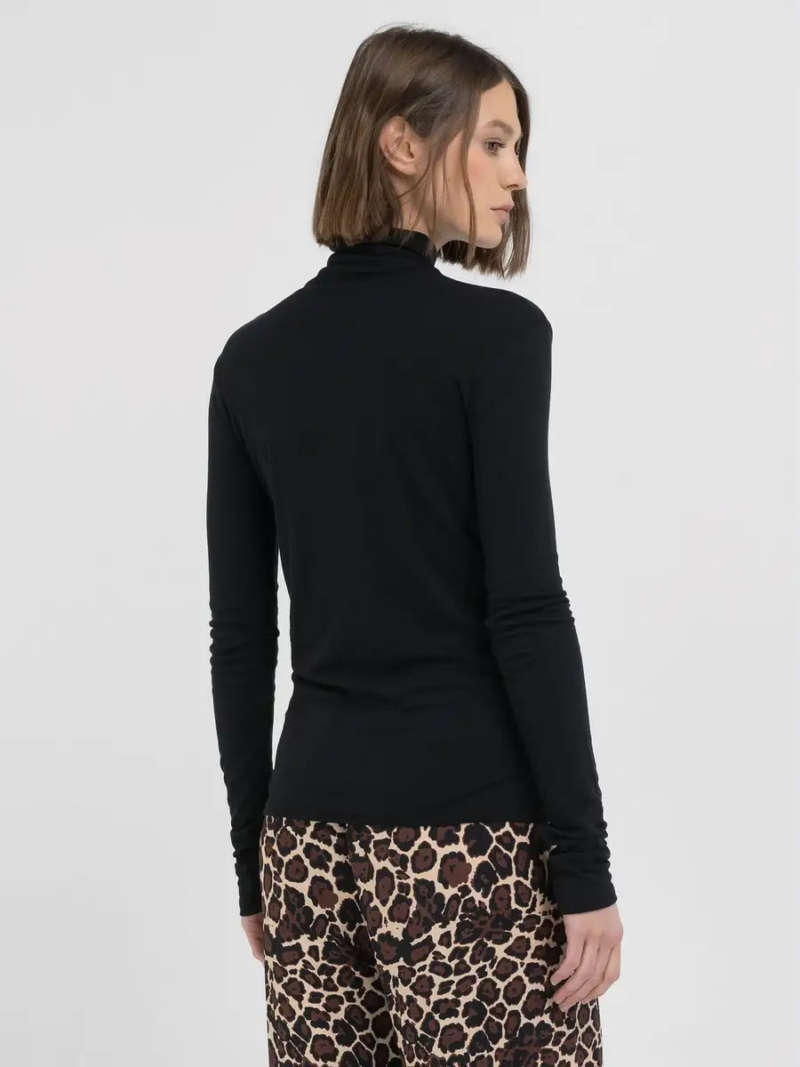 REPLAY NŐI SLIM-FIT PÓLÓ HOSSZÚ UJJAL ÉS MAGAS GALLÉRRAL