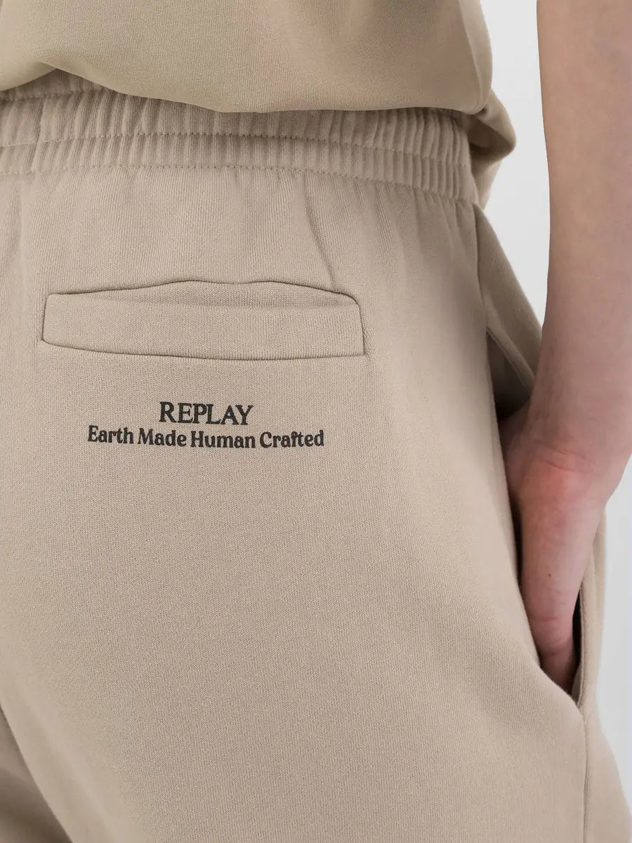 REPLAY DÁMSKE FLEECOVÉ NOHAVICE REGULAR-FIT PLANET POWERED