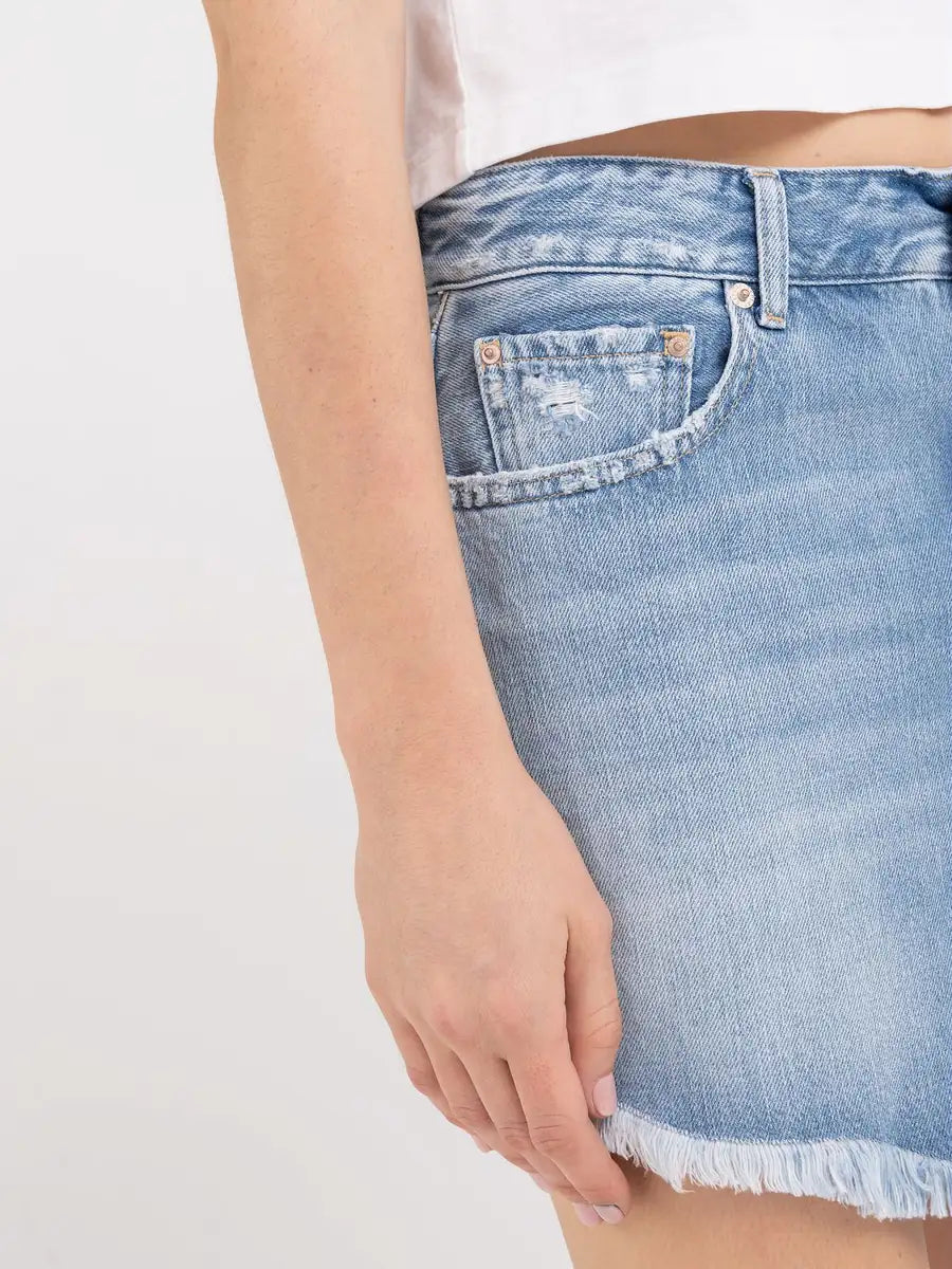 REPLAY MINI SUKNĚ S TŘÁSNĚMI Z DŽÍNOVINY