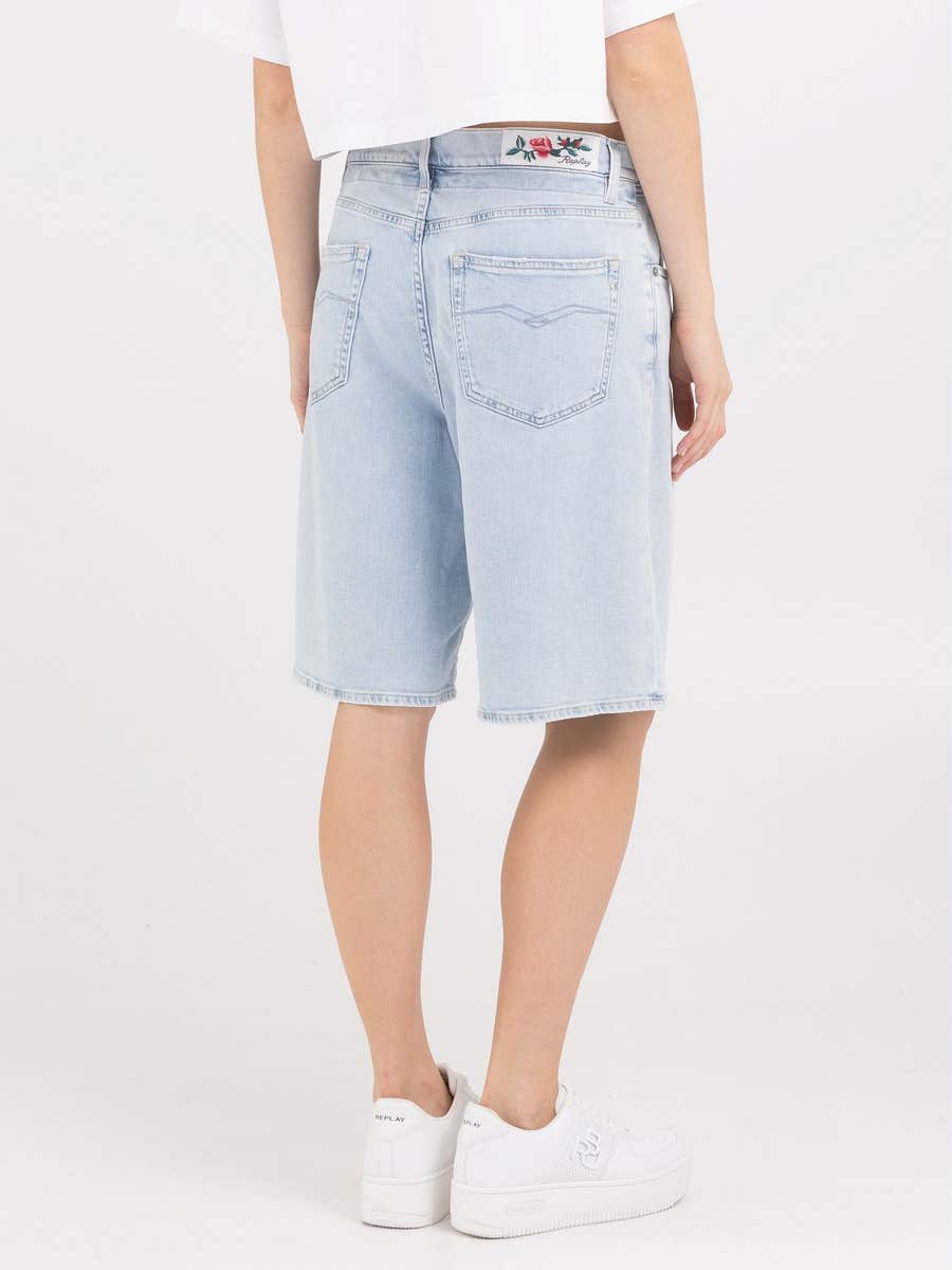 REPLAY DŽÍNOVÉ BERMUDY S PÁSKEM 