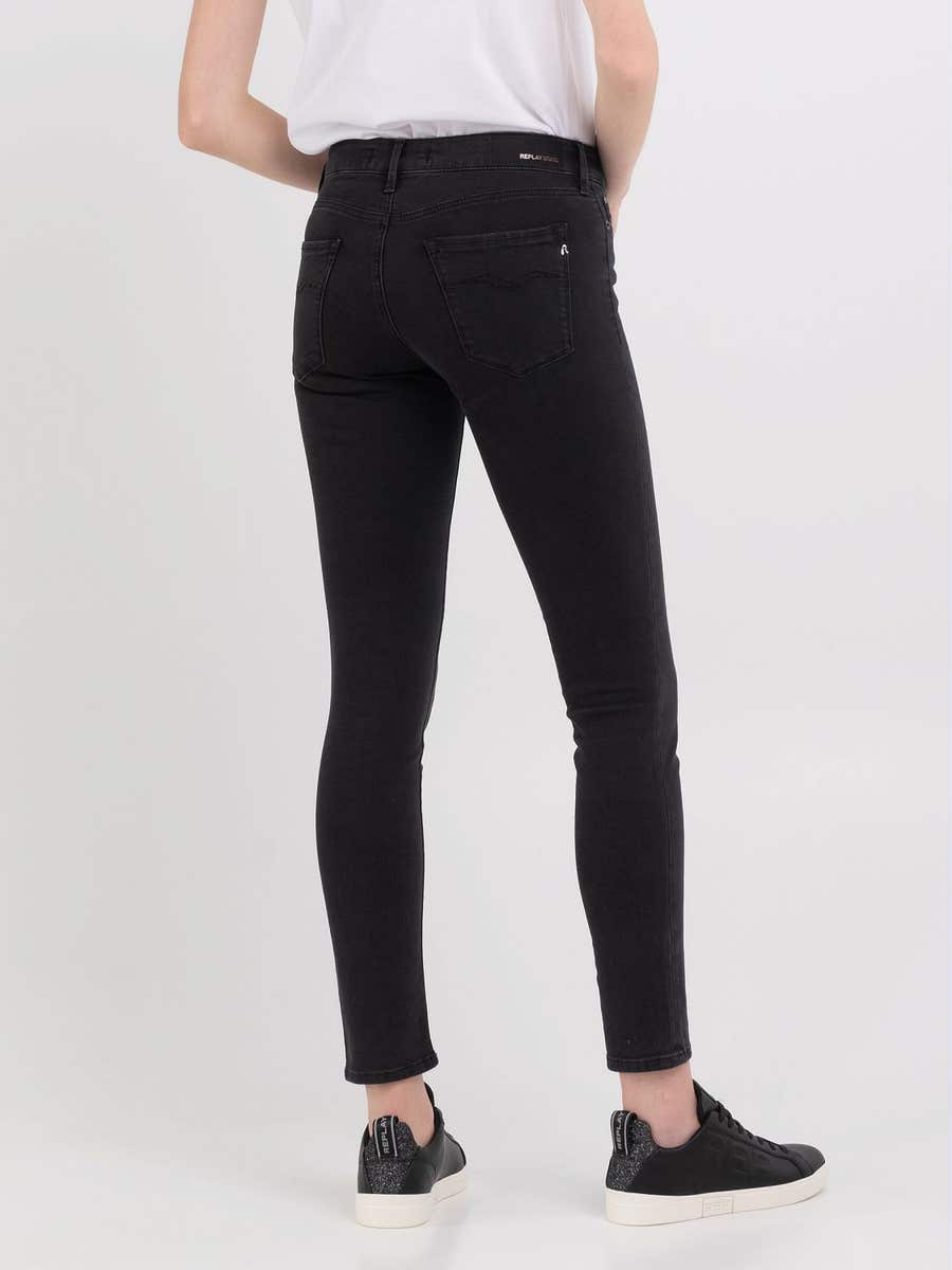 DÁMSKÉ SKINNY FIT DŽÍNY NEW LUZ - WH689 .000.103 507