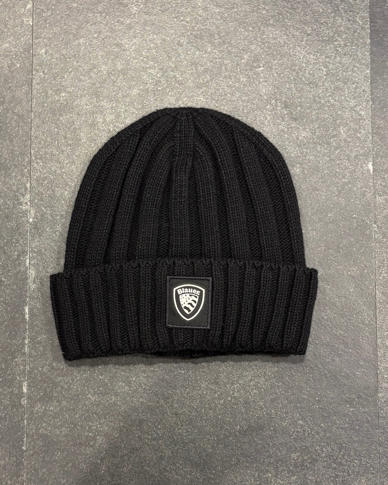 BLAUER ZIMNÍ ČEPICE FISHERMAN STYLU CUTTER