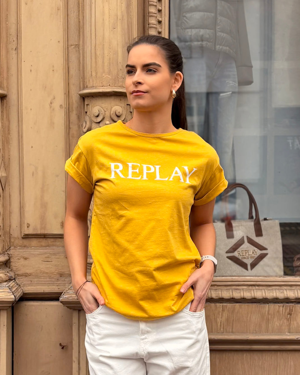 DÁMSKÉ TRIČKO REPLAY S POTISKEM NA HRUDI 