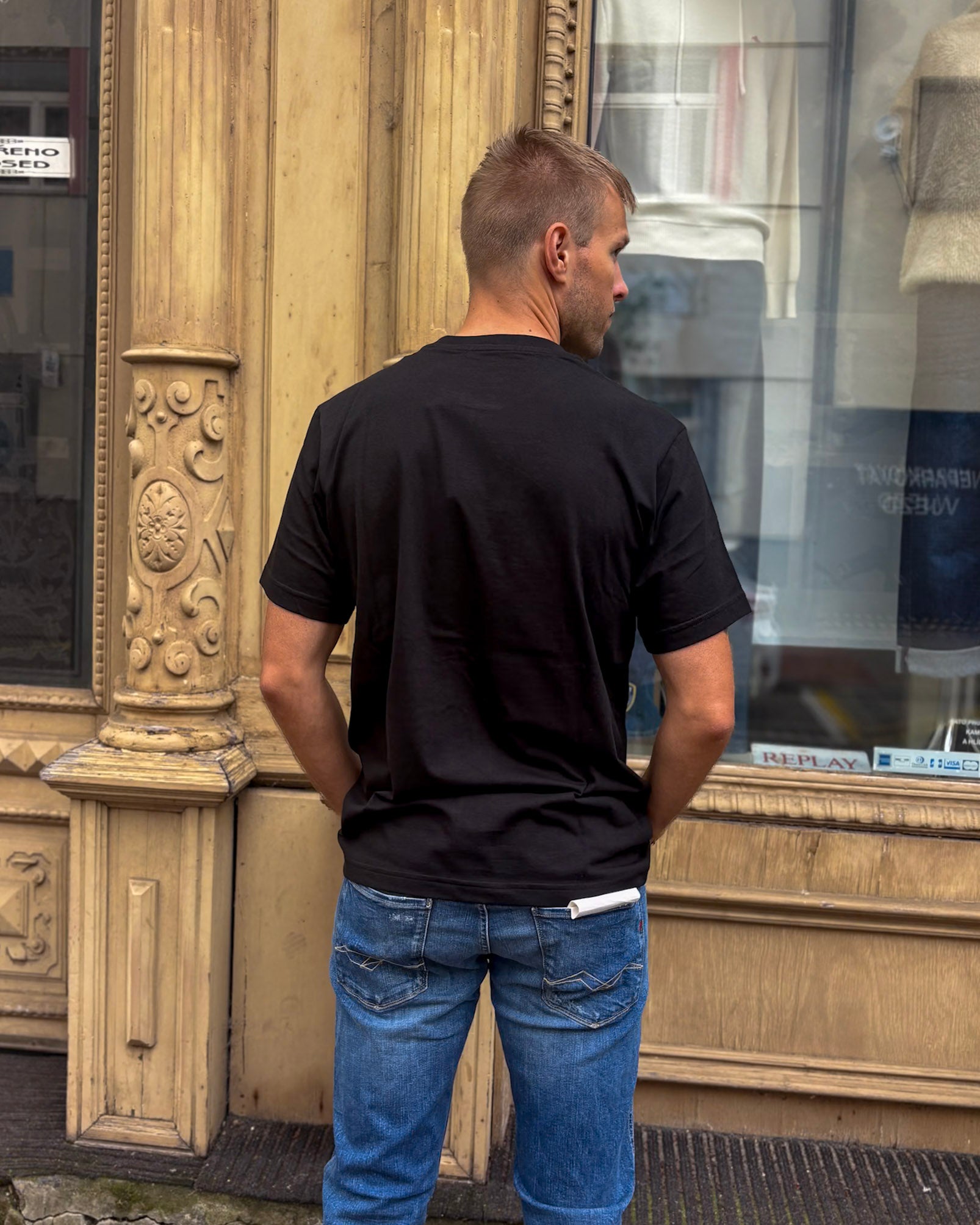 FÉRFI REPLAY PAMUT PÓLÓ GRAFIKUS MINTÁVAL