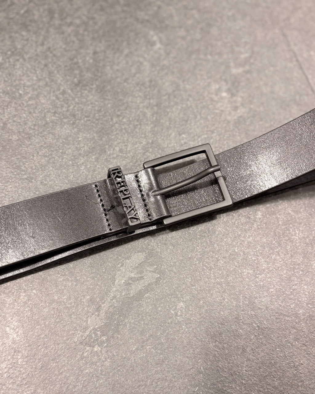 REPLAY PÁSEK S LOGEM A PÁSKOVOU SMYČKOU