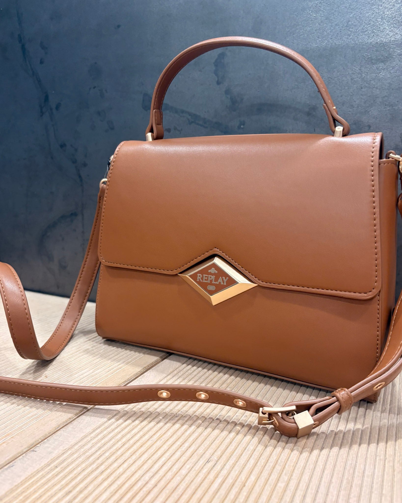 REPLAY BAG WITH DIAMOND LOGO