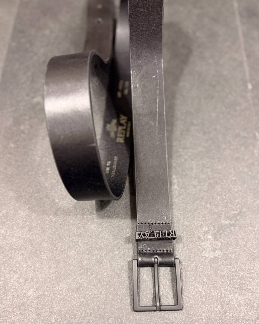 REPLAY PÁSEK S LOGEM A PÁSKOVOU SMYČKOU