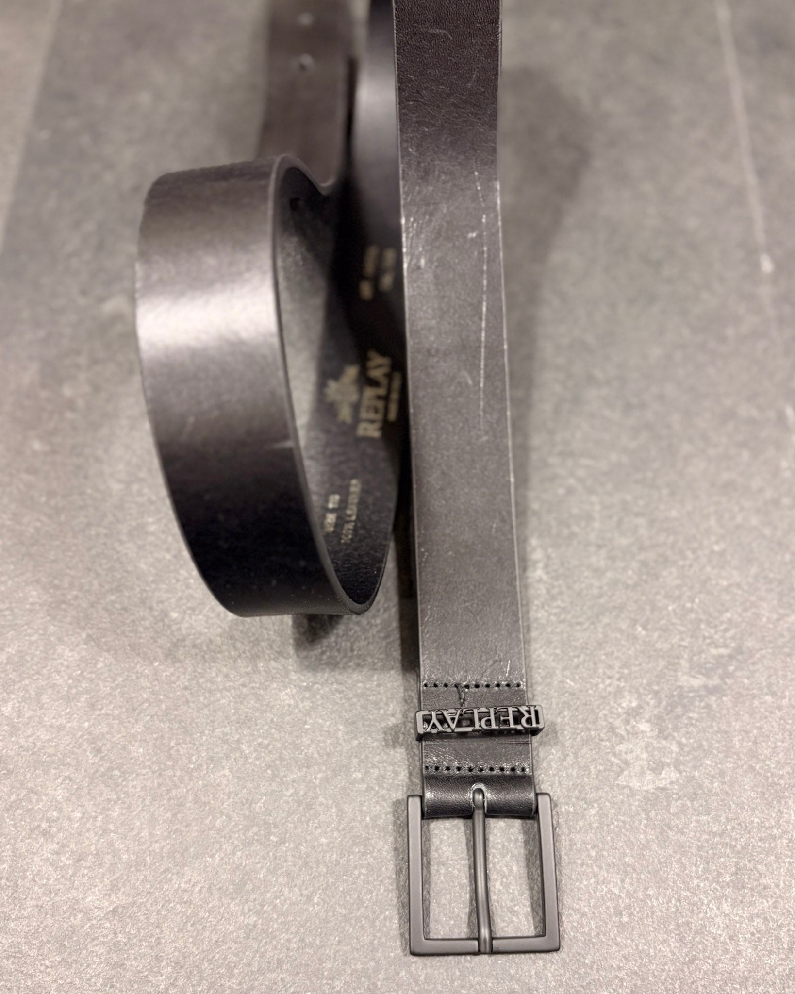 REPLAY PÁSEK S LOGEM A PÁSKOVOU SMYČKOU