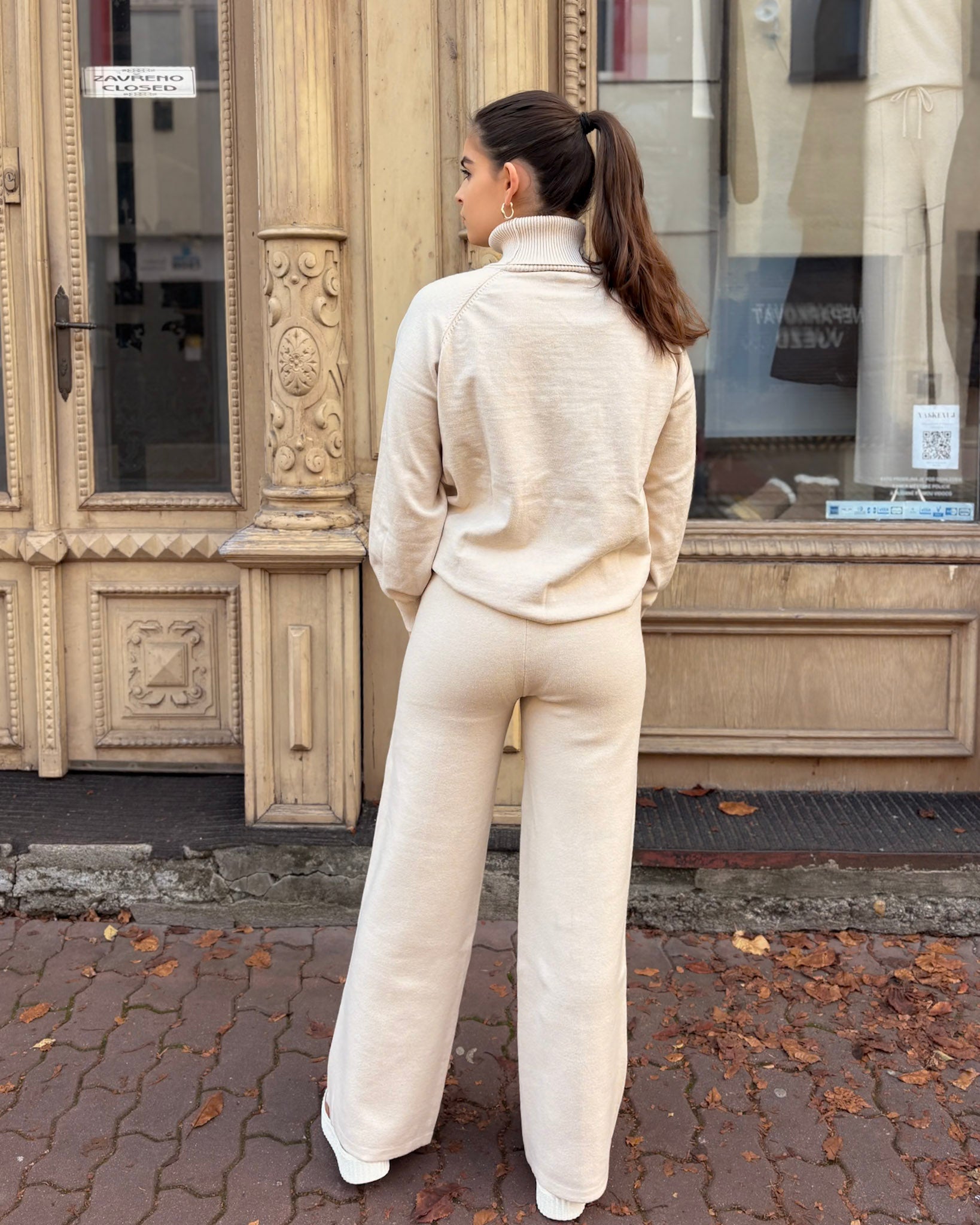 DÁMSKÝ SVETR BLAUER S OZDOBNÝMI ŠVY COLUMBIA 