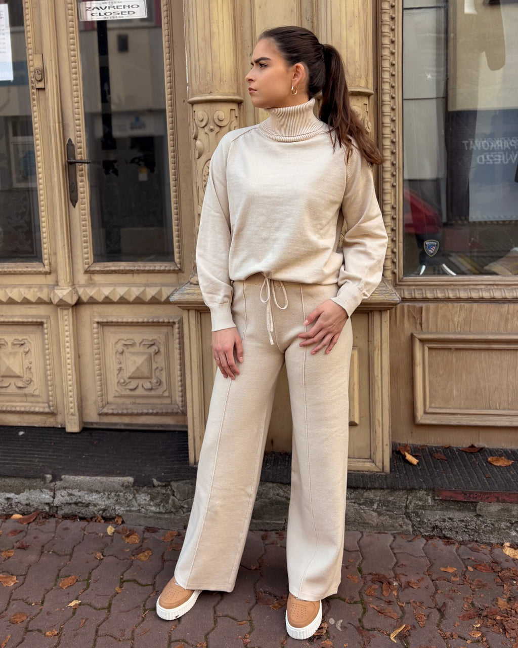 DÁMSKÝ SVETR BLAUER S OZDOBNÝMI ŠVY COLUMBIA 