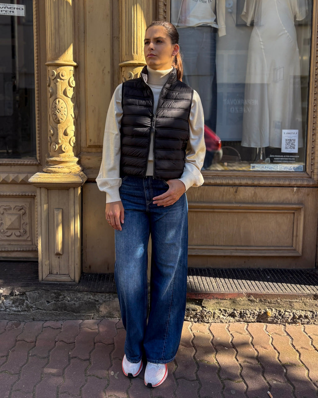 WOMEN'S REPLAY HEATED VEST WITH CROSS-STITCHING