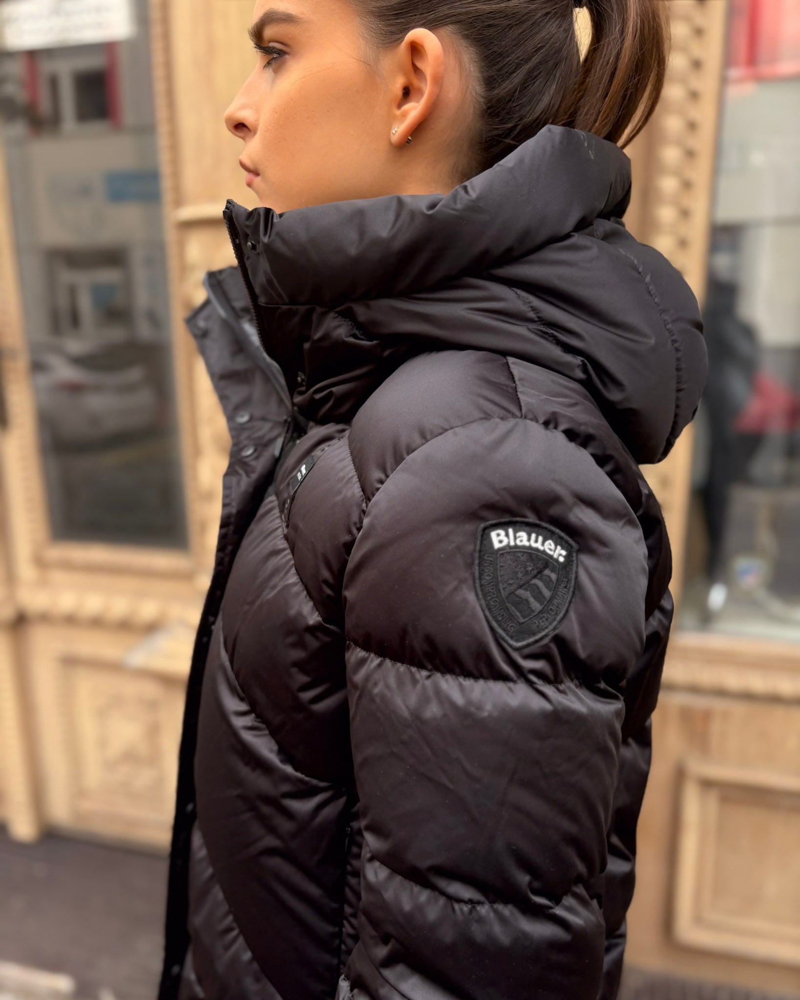 Dámský kabát BLAUER Opera černý - detail kapuce a zadní části