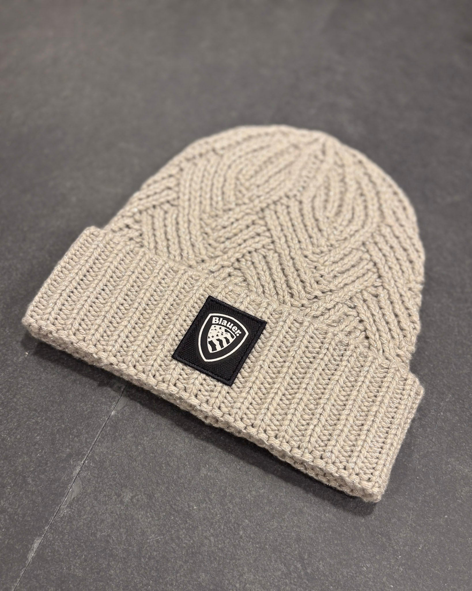 Béžová pletená čepice BLAUER Ophir s copánkovým vzorem