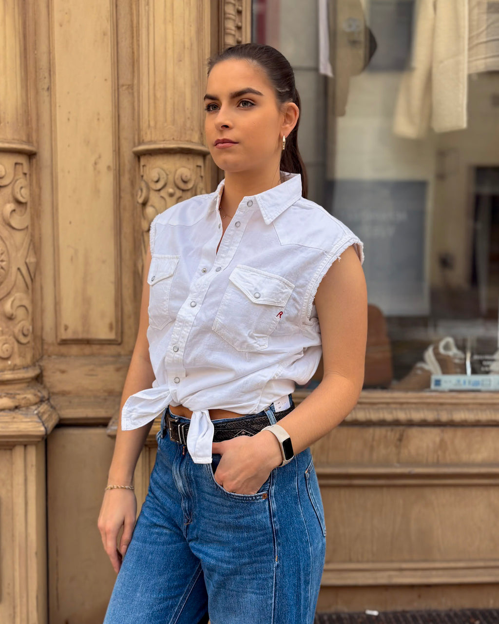 DÁMSKÁ BÍLÁ VESTA REPLAY NA PATENTY 