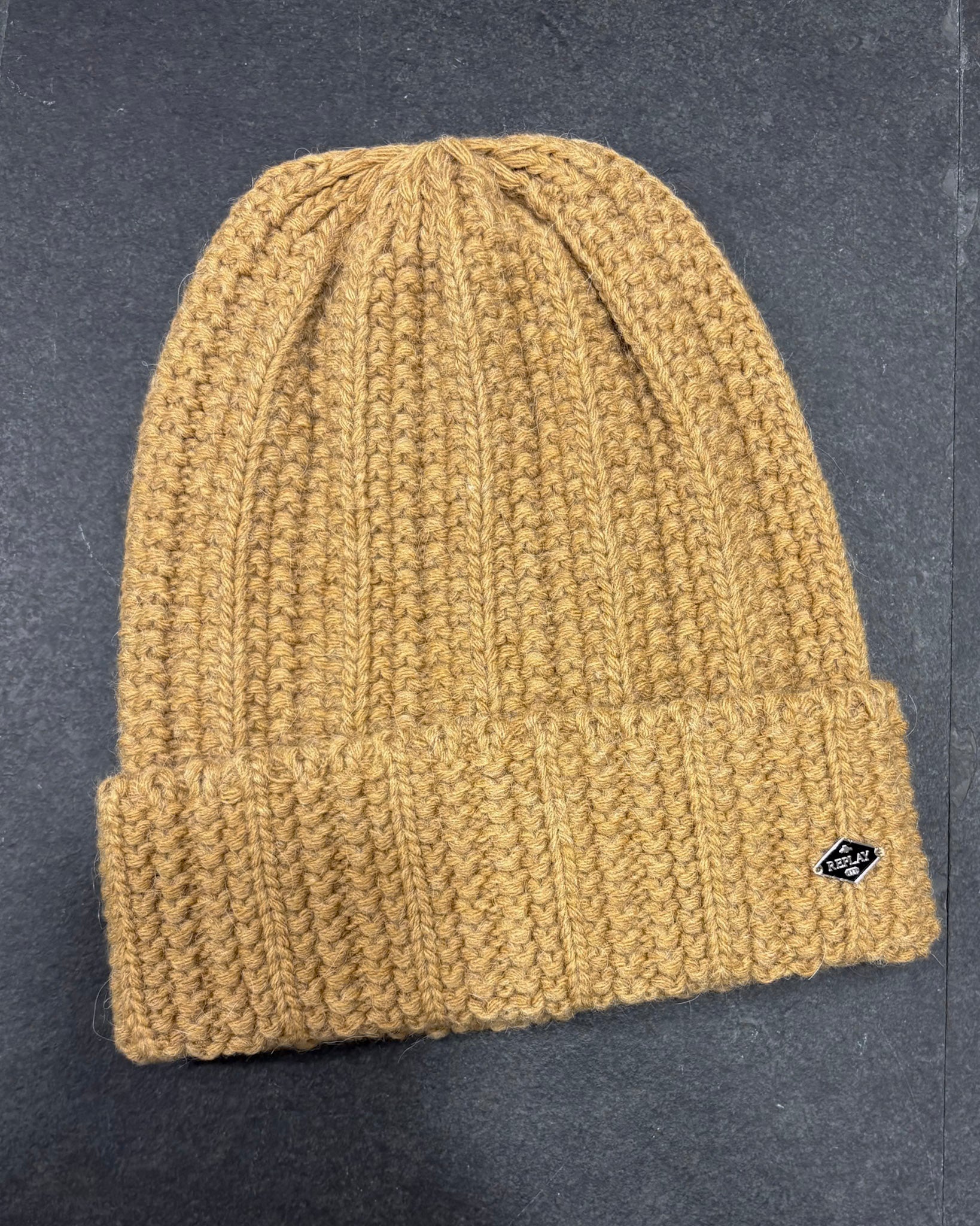 REPLAY HÁČKOVANÁ ČIAPKA Z VLNENEJ ZMESI