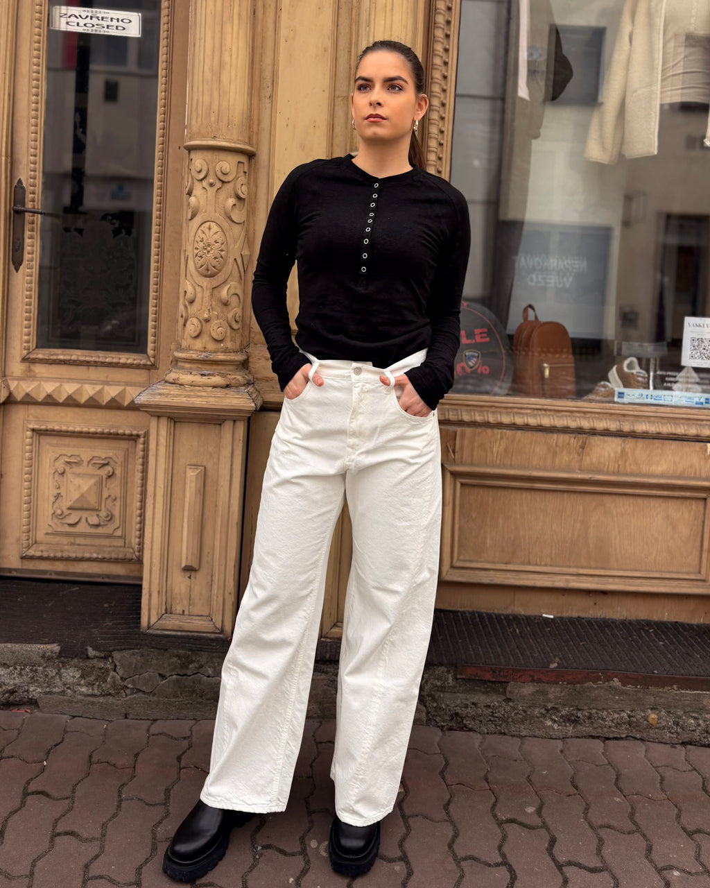 DÁMSKÉ BÍLÉ DŽÍNY REPLAY STŘIHU NARJA BAGGY FIT 