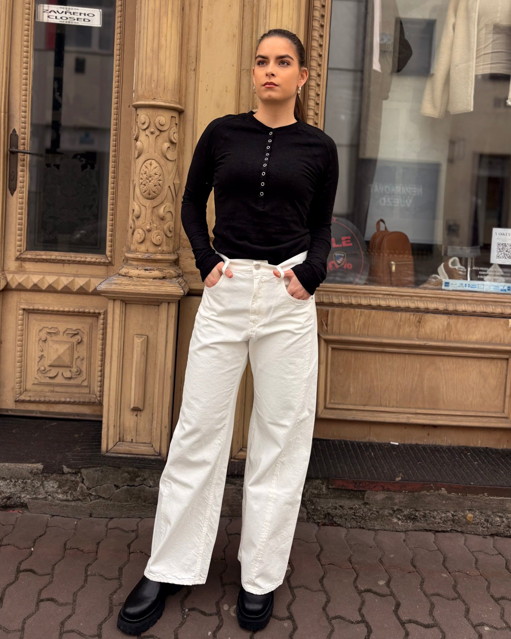 DÁMSKÉ BÍLÉ DŽÍNY REPLAY STŘIHU NARJA BAGGY FIT 