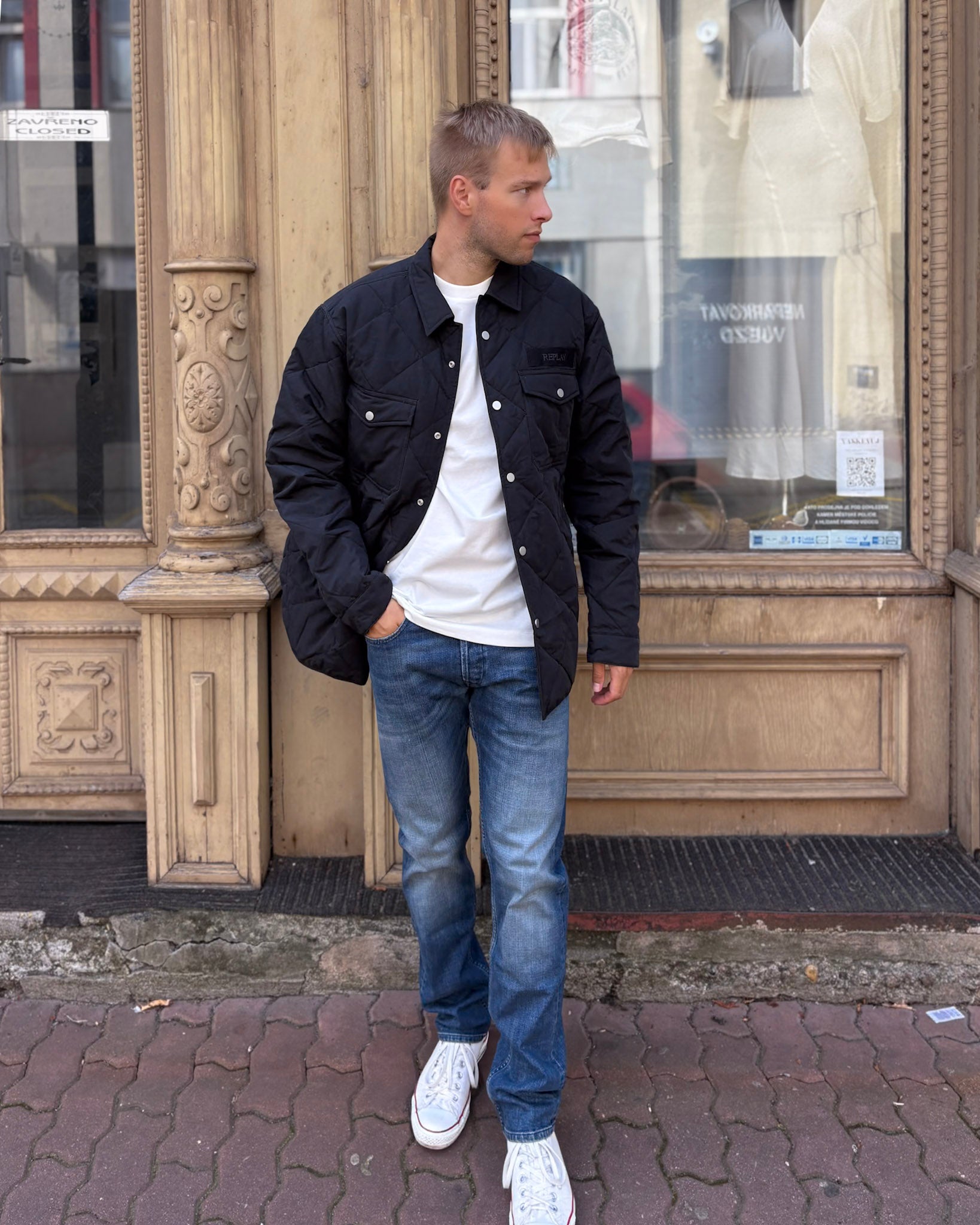 REPLAY FÉRFI DZSEKI GYÉMÁNT MINTÁS STEPELÉSSEL ÉS GALLÉRRAL