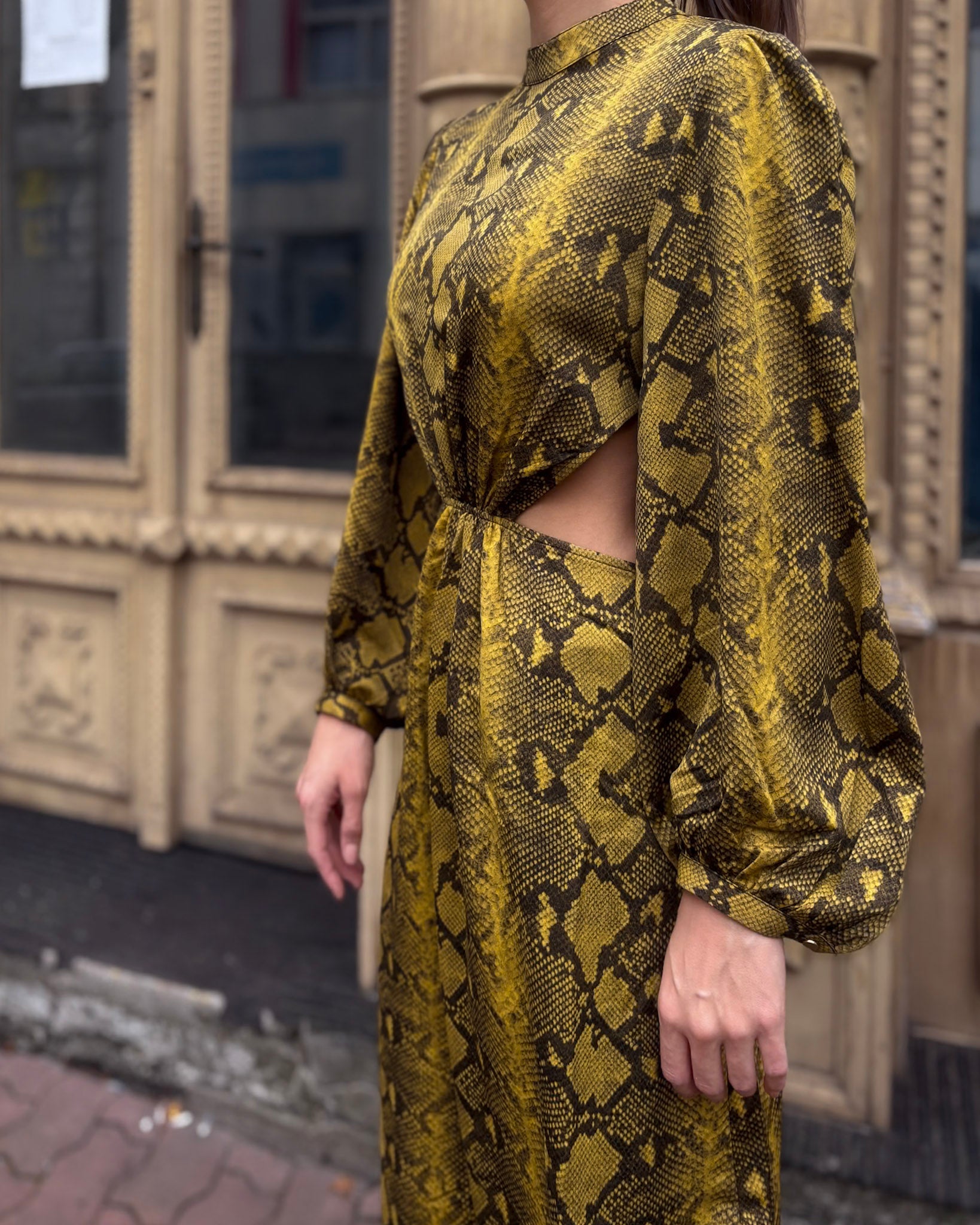 REPLAY KÍGYÓBŐR MIDI RUHA KIHÚZÁSOKKAL