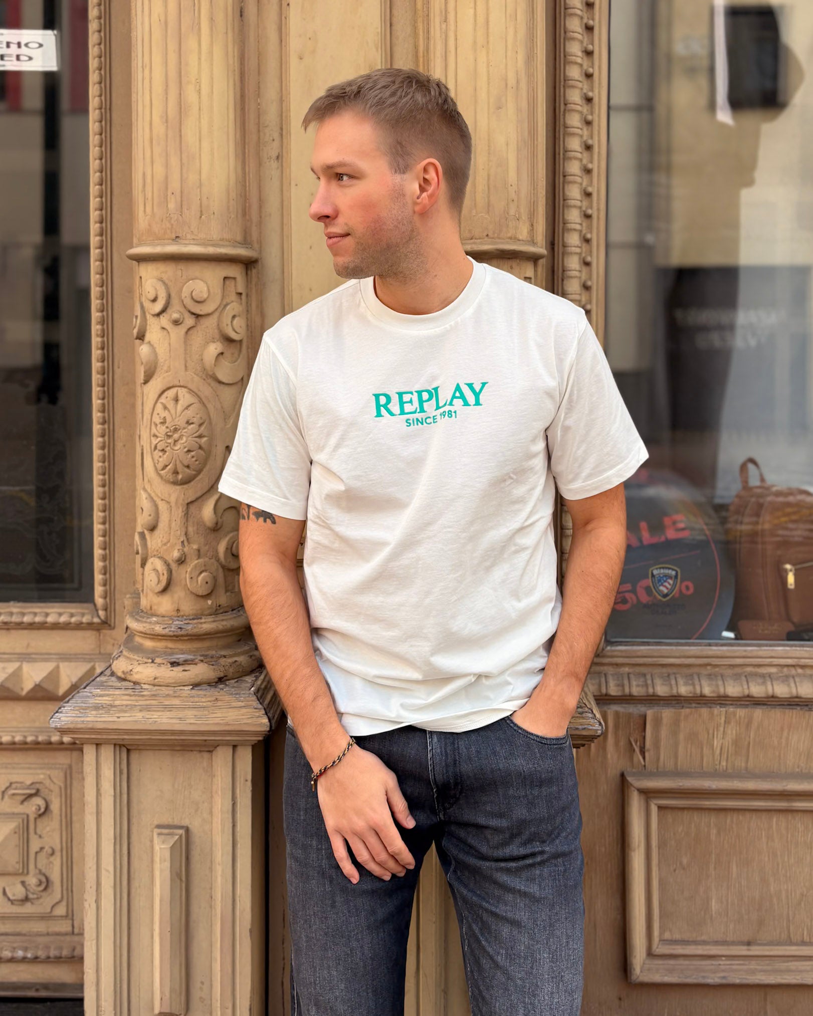 PÁNSKÉ TRIČKO REPLAY S POTISKEM NA HRUDI