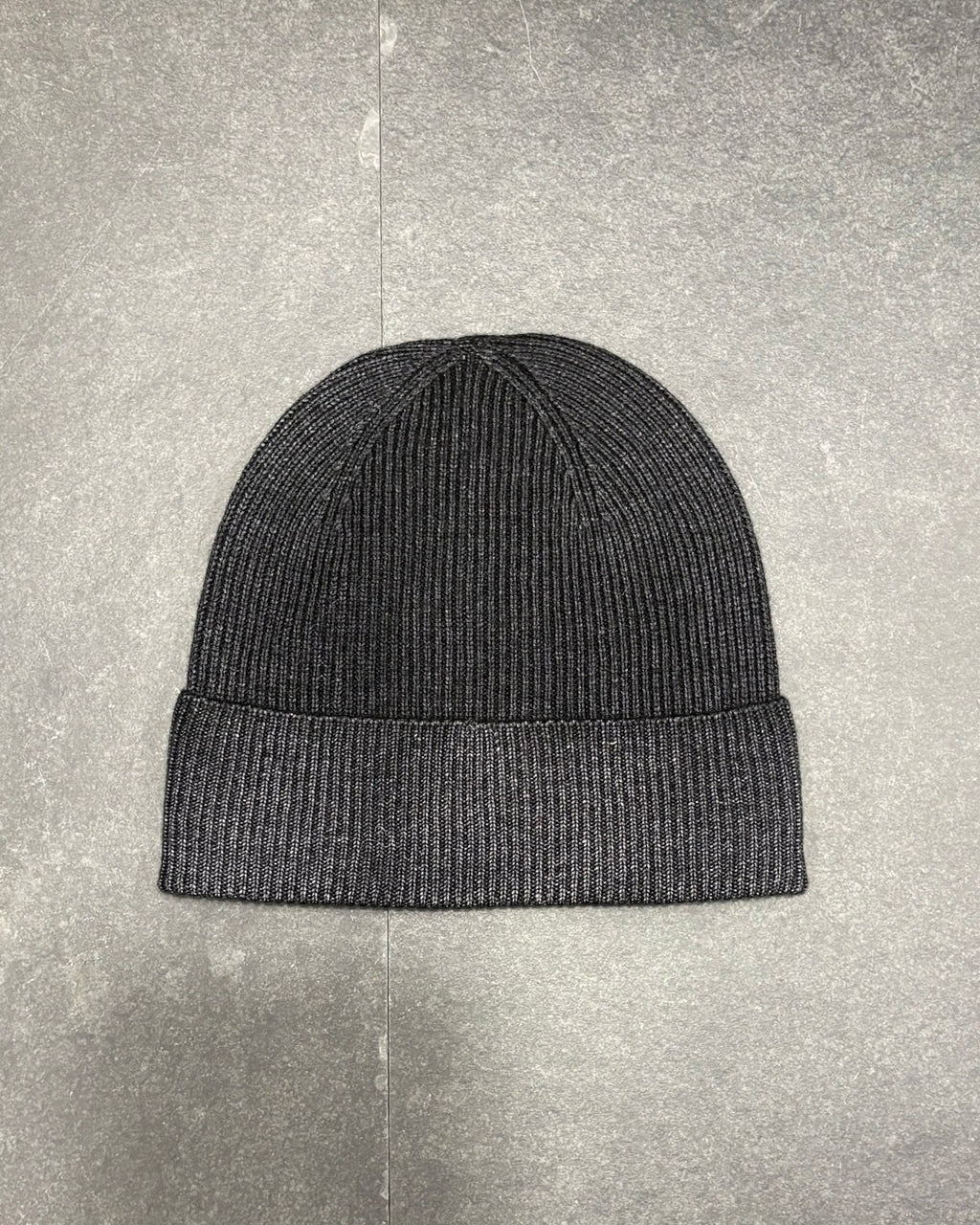 BLAUER CAP WITH LOGO ON THE CUFF
