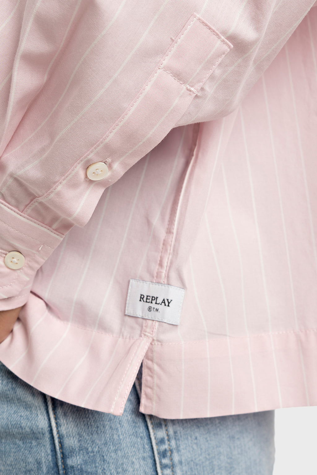 COMFORTABLE WOMEN'S REPLAY SHIRT IN STRIPED POPLIN